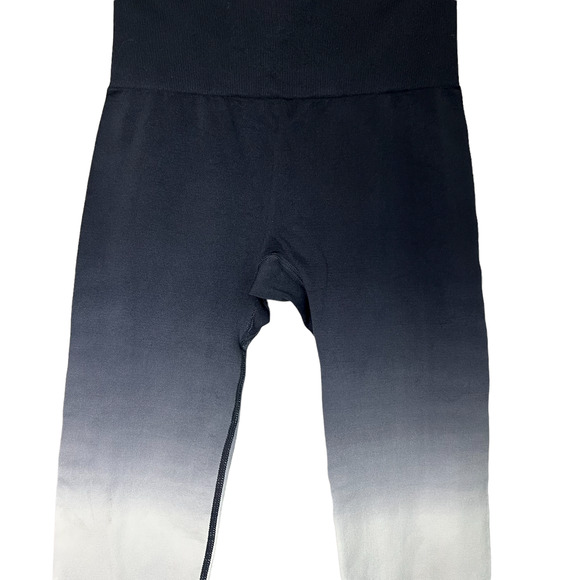 Zyia Active Size XS Ombre Leggings Seamless High Rise Black/White - Picture 5 of 7